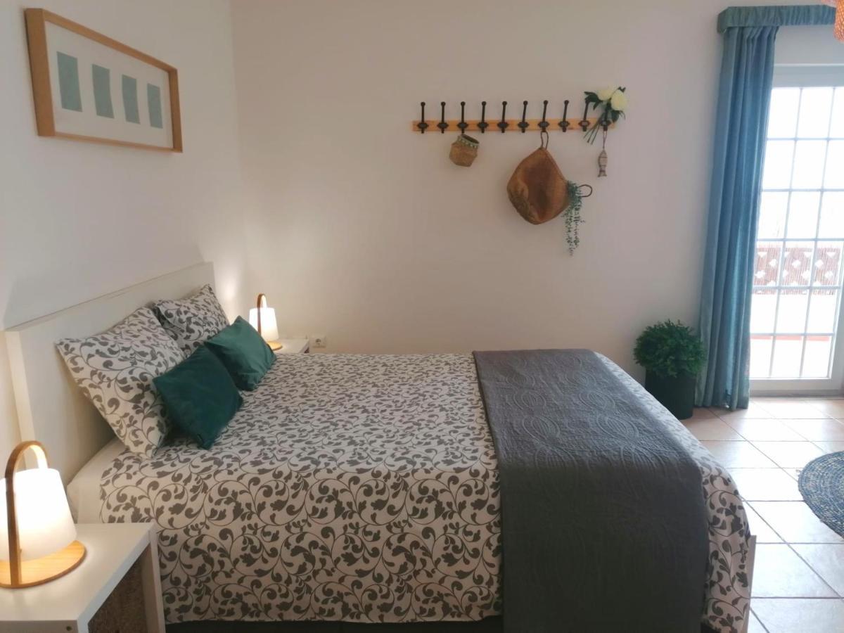 Apartamento Estudio Pinhalmar ヴィラ・ノヴァ・デ・ミルフォンテス エクステリア 写真